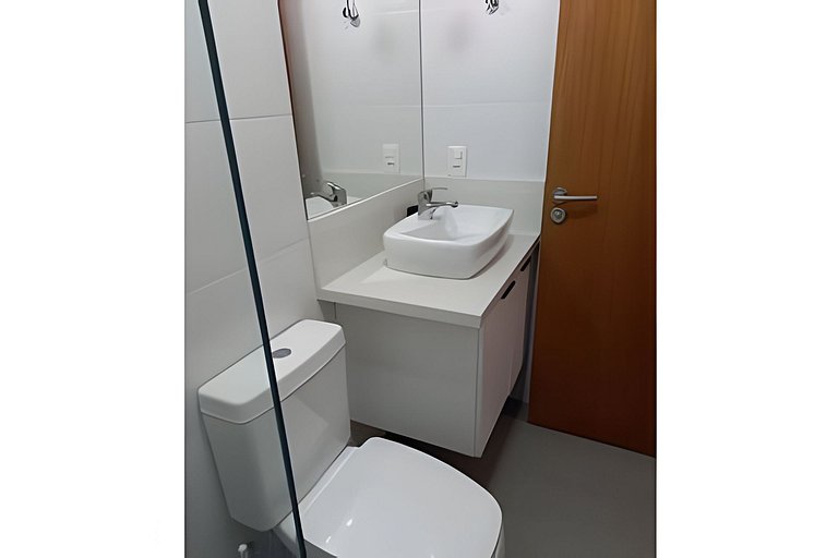 308/Ametista Excelente apartamento com piscina aquecida, pró