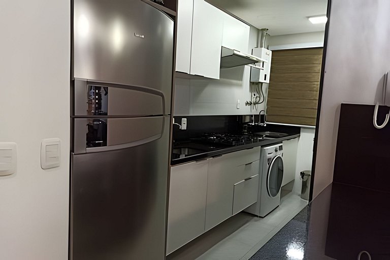 308/Ametista Excelente apartamento com piscina aquecida, pró